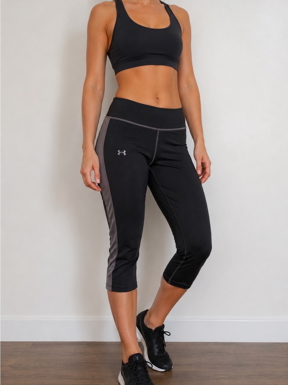Under Armour Run Black Capri Leggings Athletic Running Size M